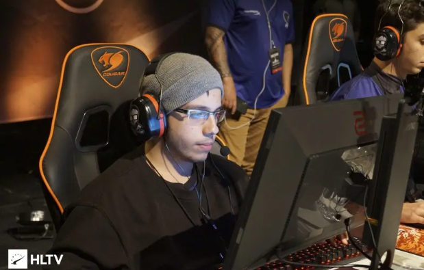 他需要在攻 他需要在攻