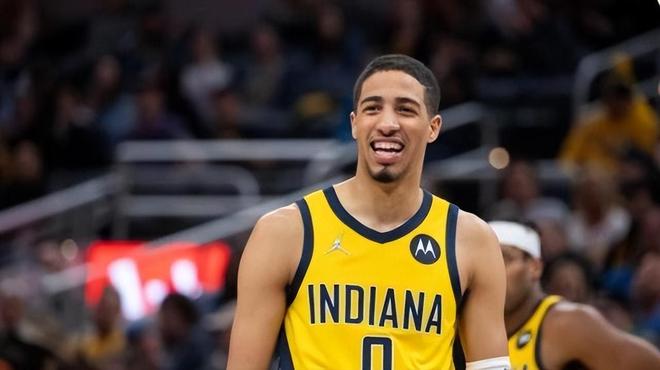 持球发动蛇 持球发动蛇